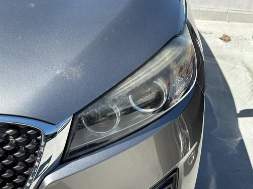 Titanium Silver 2018 Kia Sorento SX