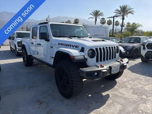 Bright White Clearcoat 2020 Jeep Gladiator Mojave