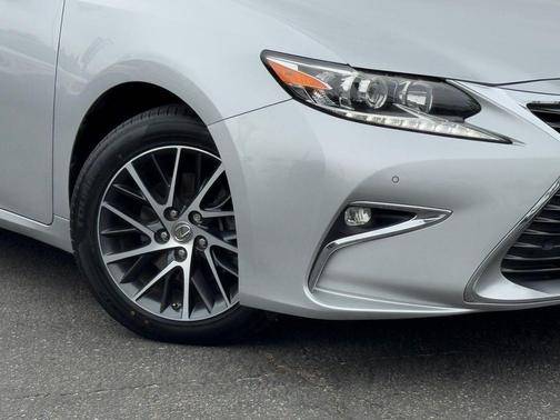 2016 Lexus ES 350 Base
