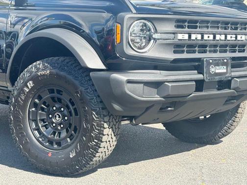 Shadow 2026 Ford Bronco Base