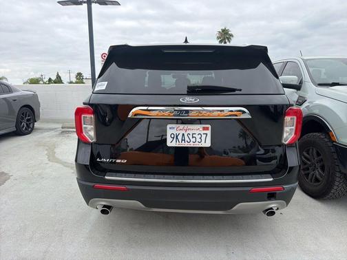 Black Metallic 2023 Ford Explorer Limited