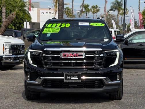 2024 GMC Acadia Elevation