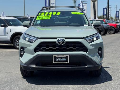 2023 Toyota RAV4 XLE Premium