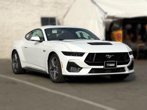 Oxford White 2026 Ford Mustang GT Premium