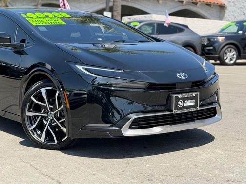 Midnight Black Metallic 2026 Toyota Prius Plug-In Hybrid XSE
