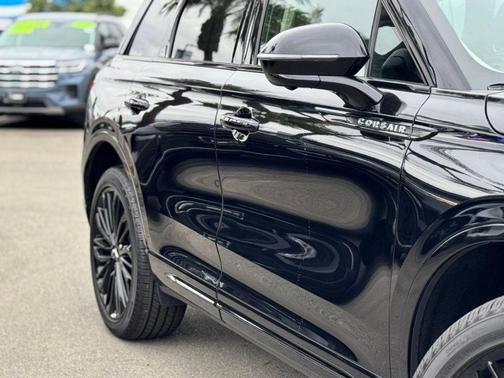 2024 Lincoln Corsair Premiere
