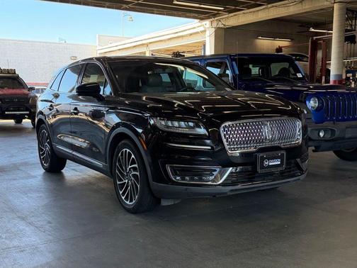 2019 Lincoln Nautilus Reserve