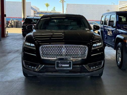 2019 Lincoln Nautilus Reserve