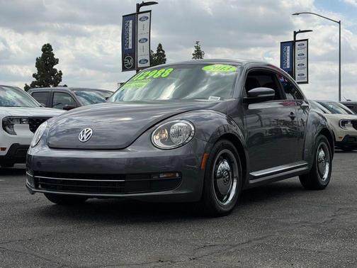 Black Uni 2013 Volkswagen Beetle 2.5L