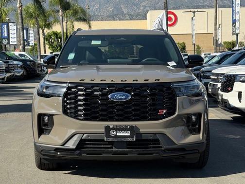 Gray 2026 Ford Explorer ST-Line