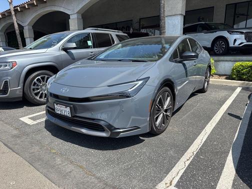 2024 Toyota Prius XLE