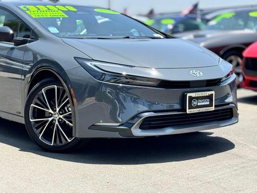 2024 Toyota Prius XLE