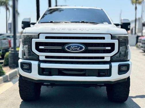 2022 Ford F-350 Lariat Super Duty