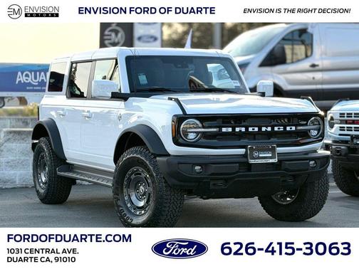 2025 Ford Bronco Outer Banks