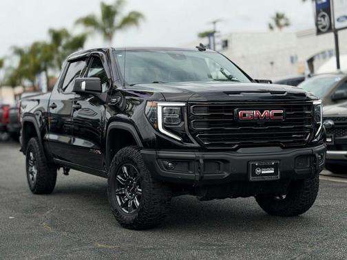 2024 GMC Sierra 1500 AT4X