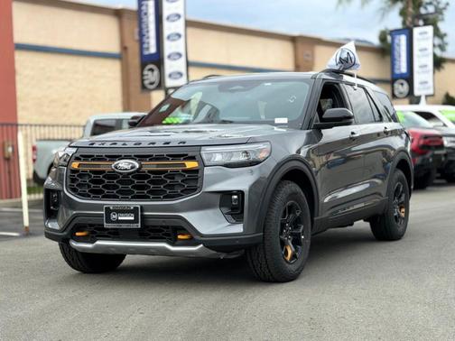Gray Metallic 2026 Ford Explorer Tremor