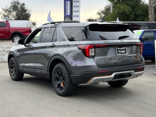 Gray Metallic 2026 Ford Explorer Tremor