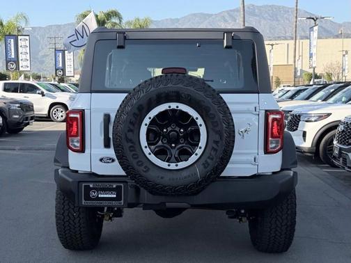 2026 Ford Bronco Base