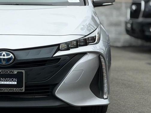 2022 Toyota Prius Prime XLE