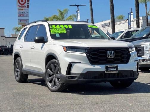 2025 Honda Pilot Sport
