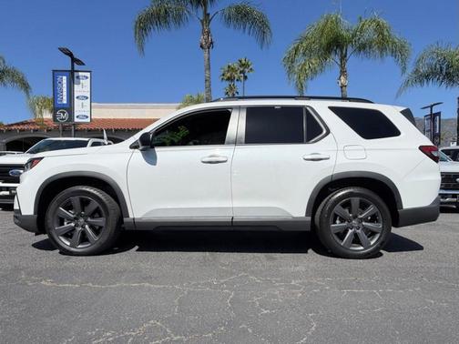 2025 Honda Pilot Sport