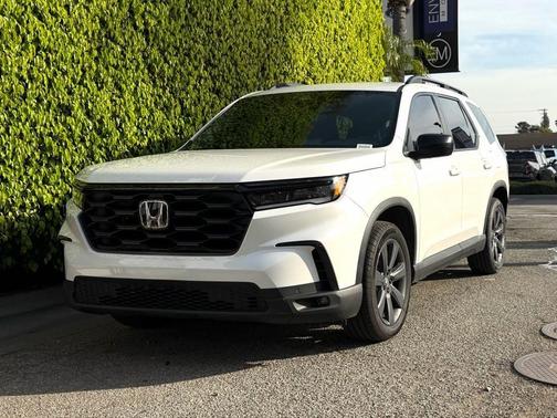 2025 Honda Pilot Sport