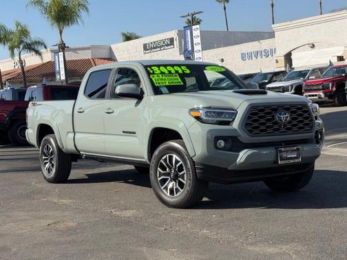 2022 Toyota Tacoma TRD Sport