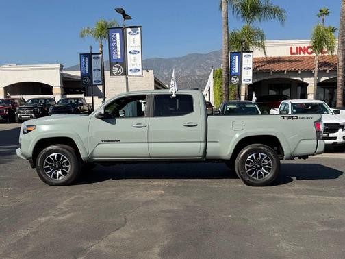 2022 Toyota Tacoma TRD Sport