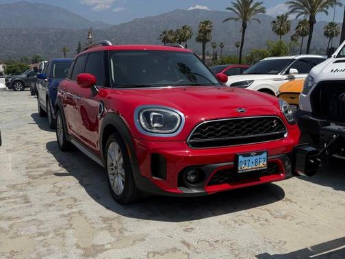 Chili Pepper Red 2024 MINI Countryman Cooper S