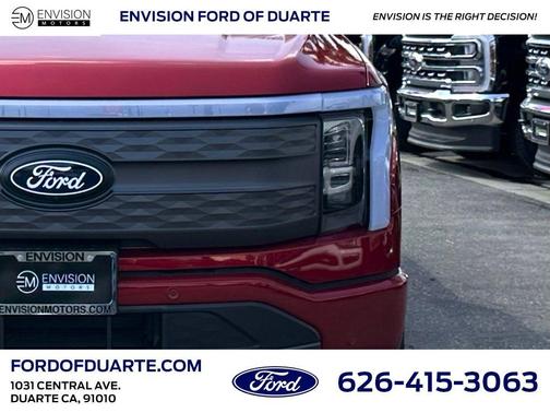 2025 Ford F-150 Lightning LARIAT