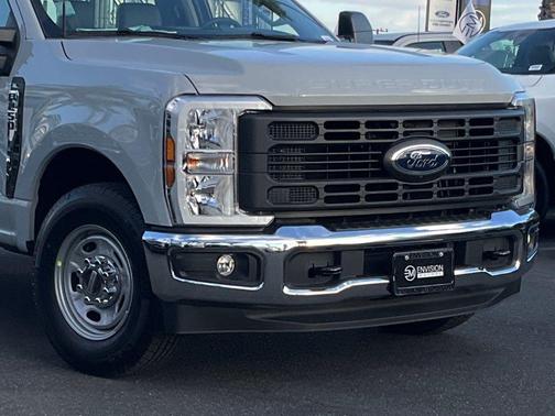 Avalanche 2026 Ford F-250 XL