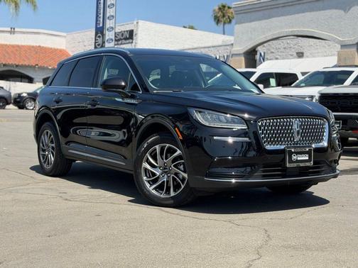 Black Metallic 2022 Lincoln Corsair Standard