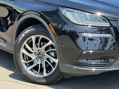 Black Metallic 2022 Lincoln Corsair Standard