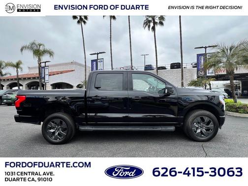 2025 Ford F-150 Lightning Flash
