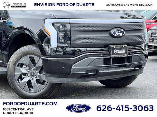 2025 Ford F-150 Lightning Flash