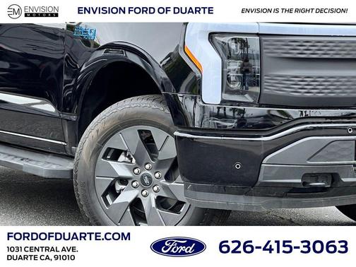 2025 Ford F-150 Lightning Flash