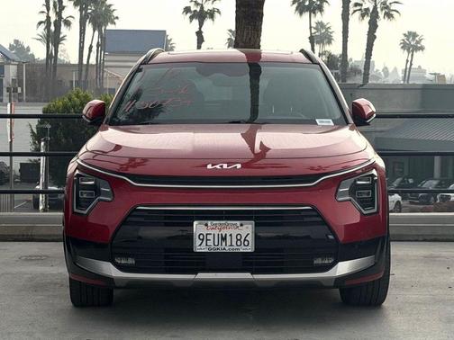 2023 Kia Niro SX Touring