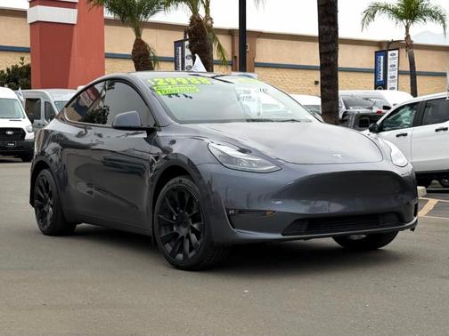 2023 Tesla Model Y Long Range