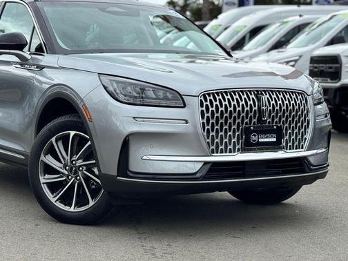 2024 Lincoln Corsair Premiere