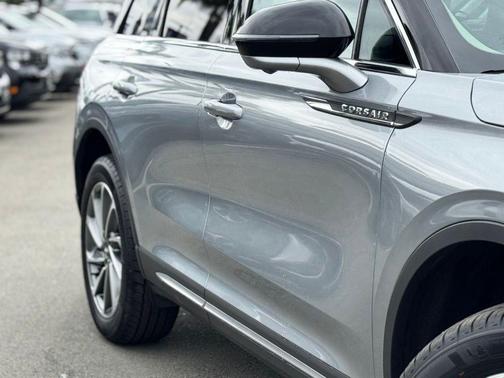 2024 Lincoln Corsair Premiere