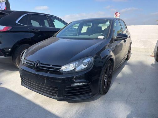 Deep Black Metallic 2013 Volkswagen Golf R 4-Door