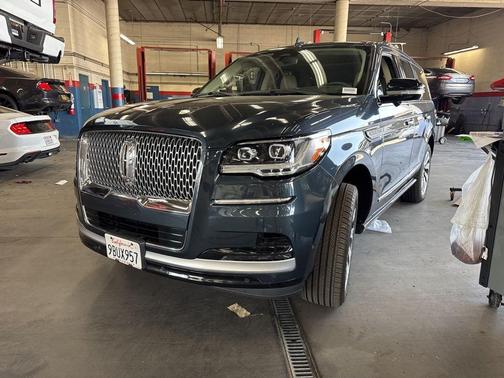 2022 Lincoln Navigator Reserve