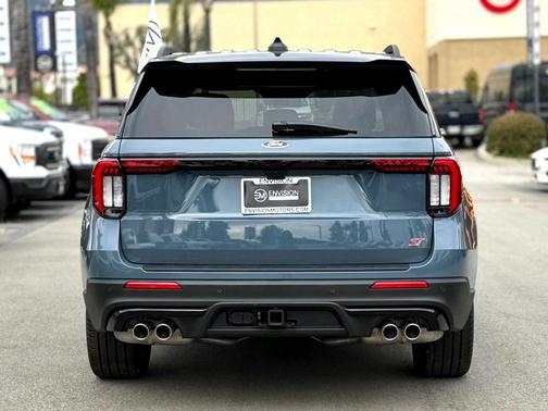 Vapor Blue 2026 Ford Explorer ST