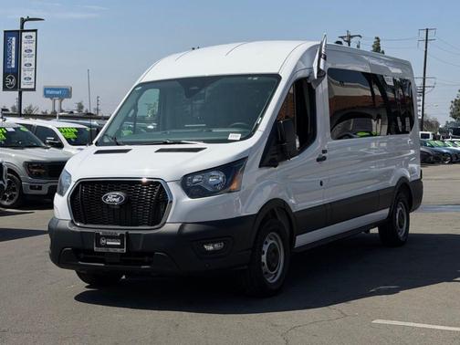 Oxford White 2026 Ford Transit-350