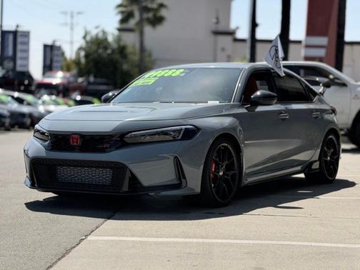 Sonic Gray Pearl 2025 Honda Civic Type R Base