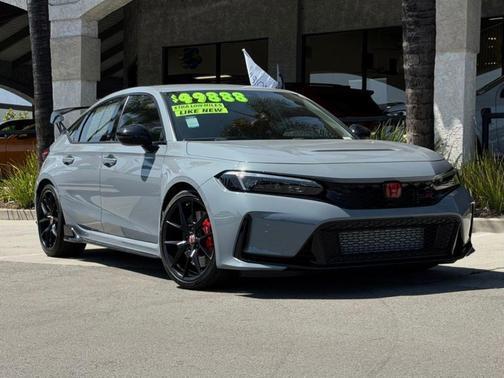 Sonic Gray Pearl 2025 Honda Civic Type R Base
