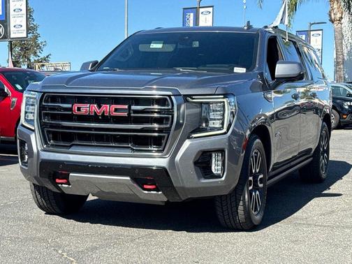 Steel Metallic 2022 GMC Yukon XL AT4