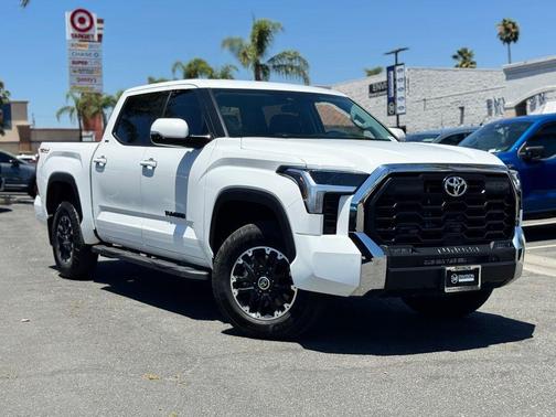 2022 Toyota Tundra SR5