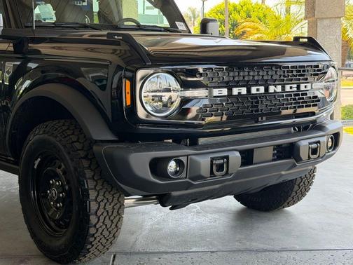Shadow 2026 Ford Bronco Big Bend