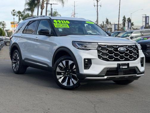 2025 Ford Explorer Platinum
